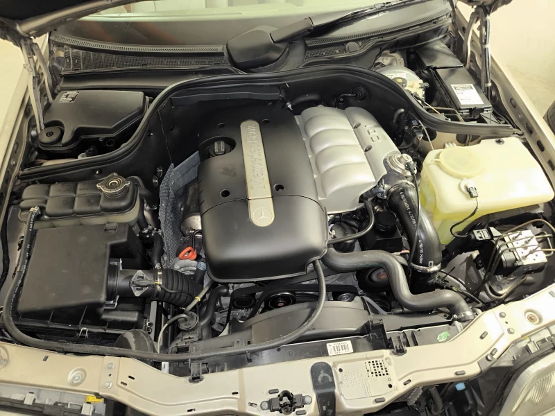 Mercedes-Benz C 220  CDI , снимка 12 - Автомобили и джипове - 52035962