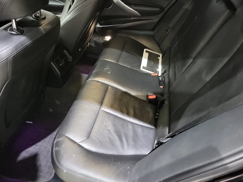 BMW 330 XDRIVE * * CARFAX * * АВТО КРЕДИТ * * , снимка 11 - Автомобили и джипове - 52667700