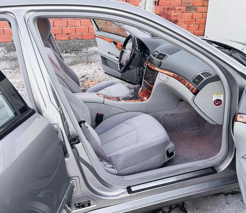 Mercedes-Benz E 280 3.0cdi 197kc , снимка 15 - Автомобили и джипове - 52740288