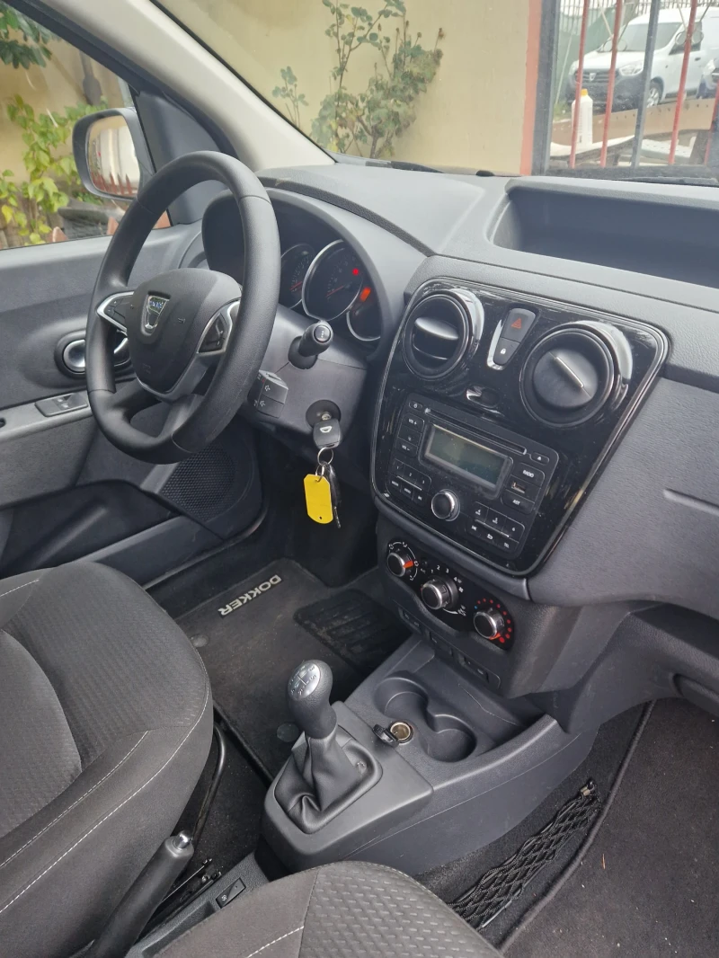 Dacia Dokker 1.6 102 коня, 110 км, снимка 4 - Автомобили и джипове - 52787976