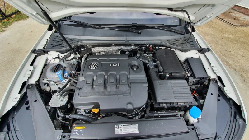 VW Passat 1.6  TDI, снимка 6 - Автомобили и джипове - 52862920