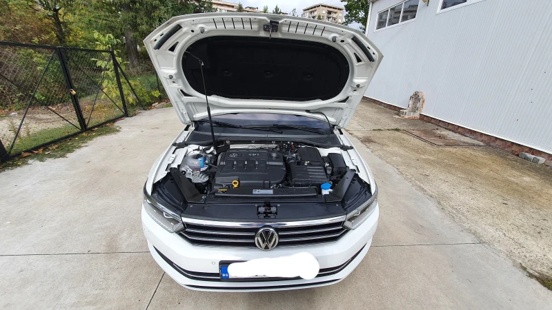 VW Passat 1.6  TDI, снимка 7 - Автомобили и джипове - 52862920