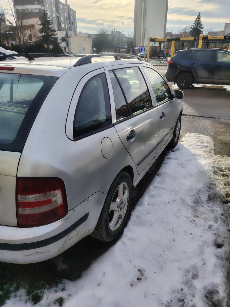 Skoda Fabia, снимка 3 - Автомобили и джипове - 53177054