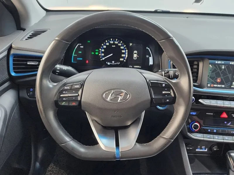 Hyundai Ioniq I PLUS, снимка 13 - Автомобили и джипове - 56304293