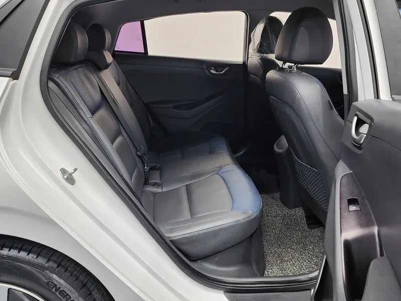 Hyundai Ioniq I PLUS, снимка 12 - Автомобили и джипове - 56304293