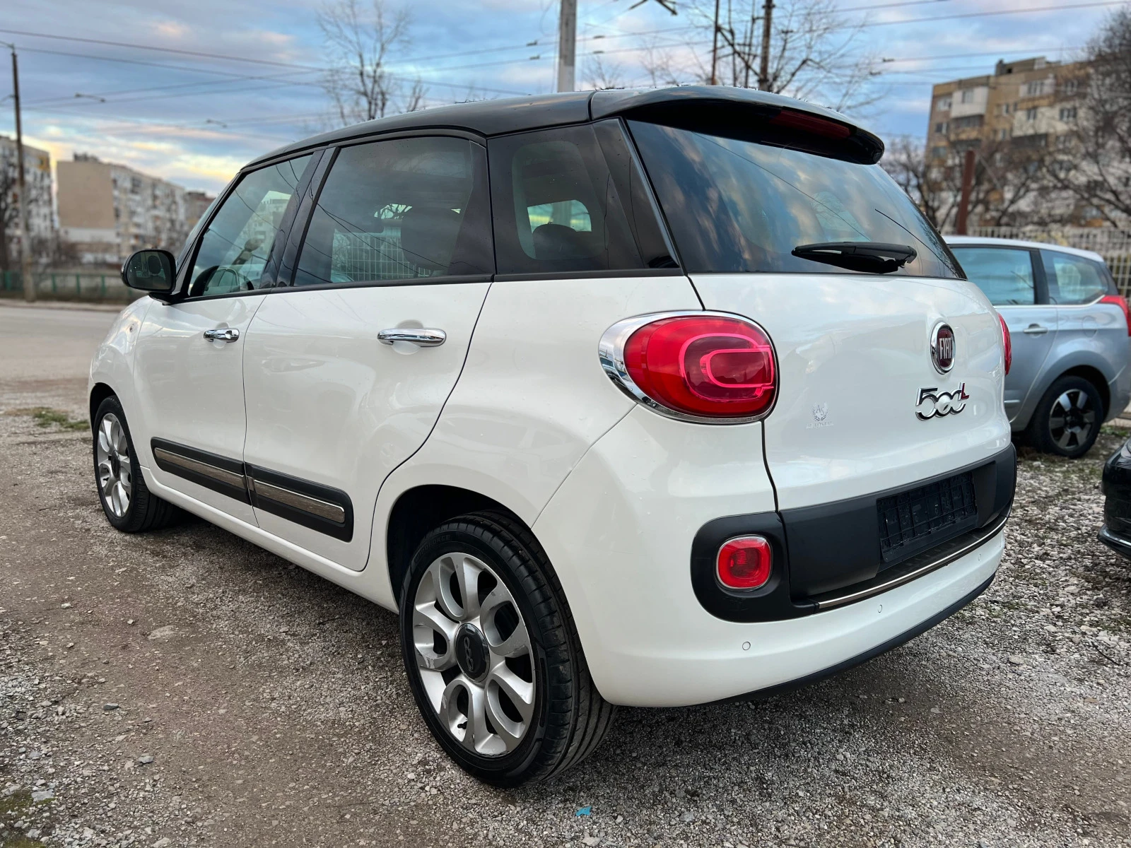 Fiat 500L 1.3M-Jet Automatic - изображение 3