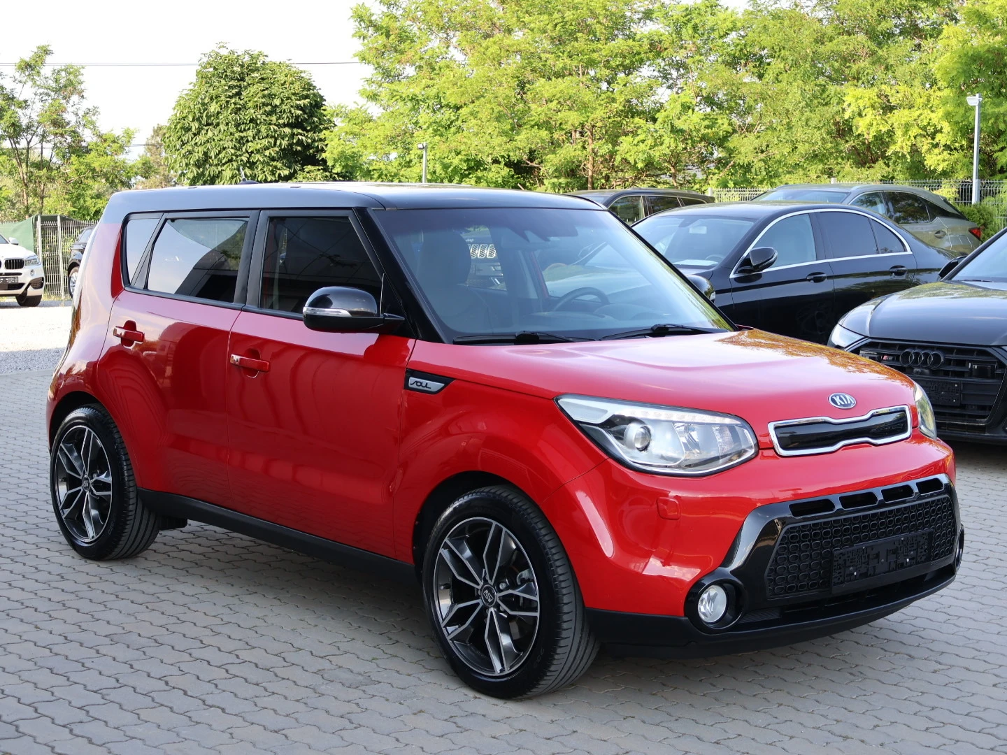 Kia Soul АВТОМАТИК/КОЖА/XENON+ LED/INFINITY SOUND/KEY LESS - изображение 3