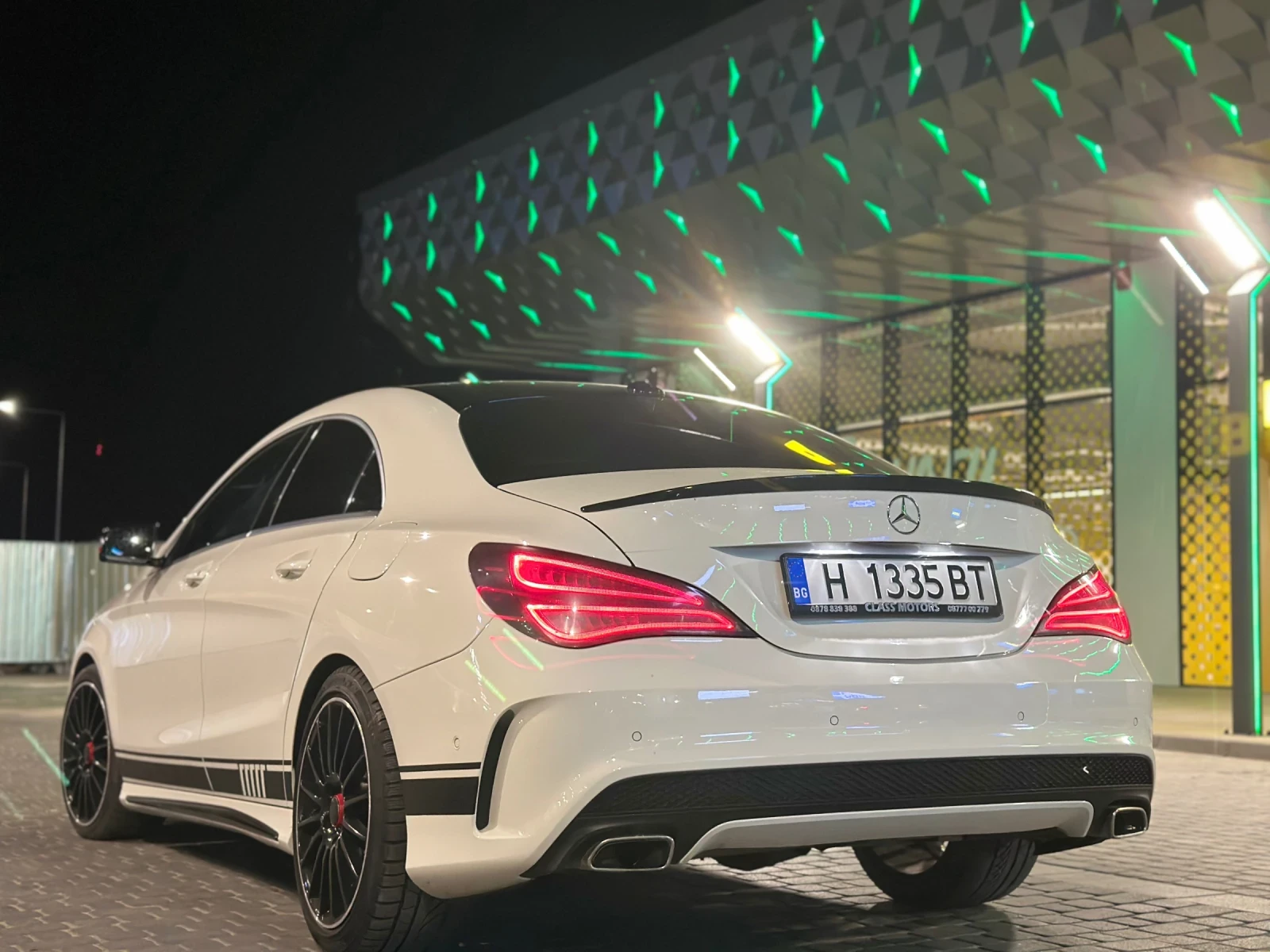 Mercedes-Benz CLA 180 1.8 - изображение 2