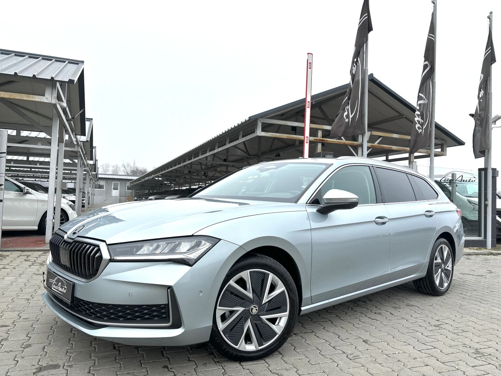 Skoda Superb ГАРАНЦИЯ ДО 2028г#STYLE#ALCANTARA#360* CAMERA#DIST - изображение 2