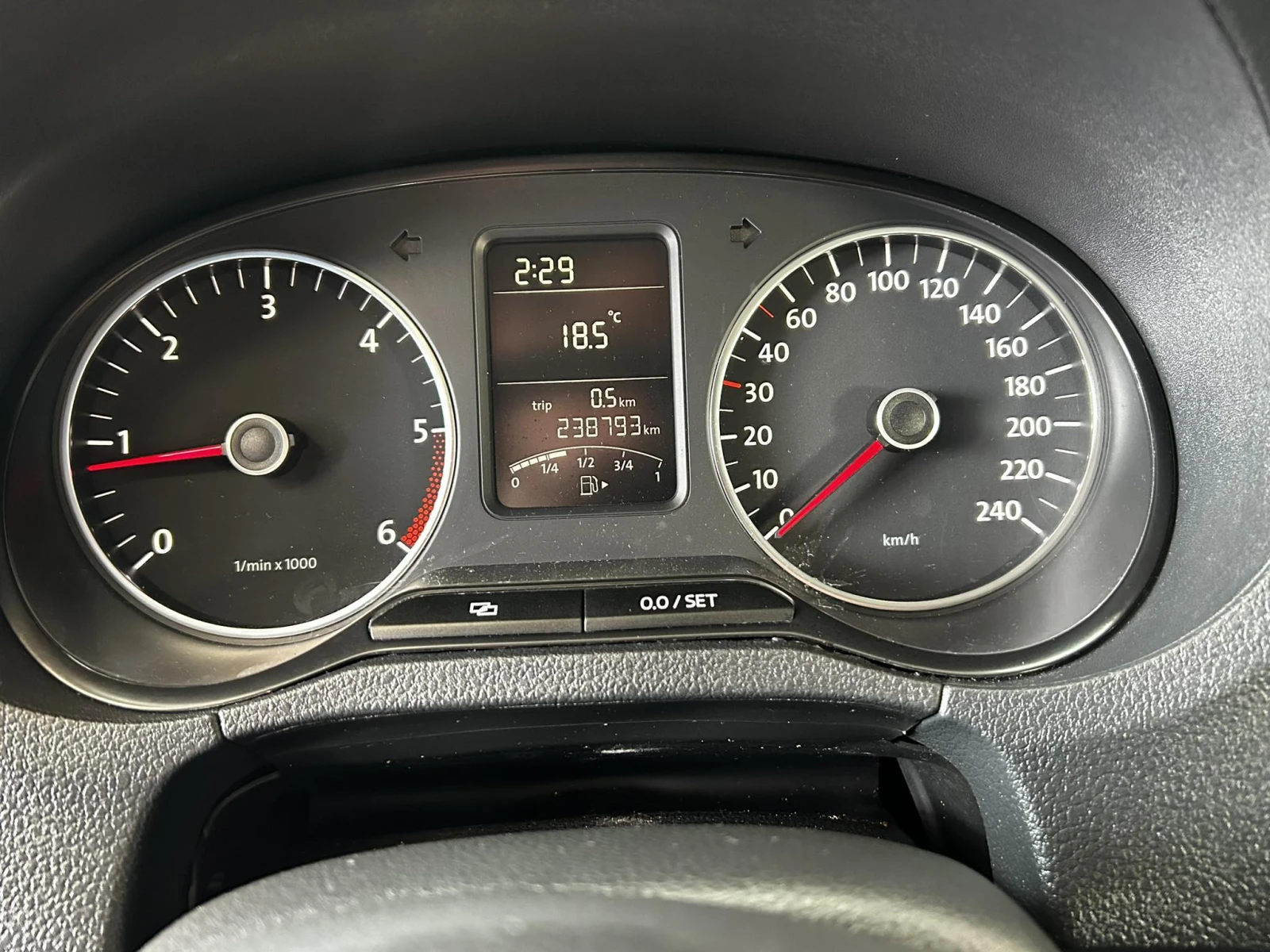 VW Polo 1.2TDI TREND 75 | Mobile.bg   15