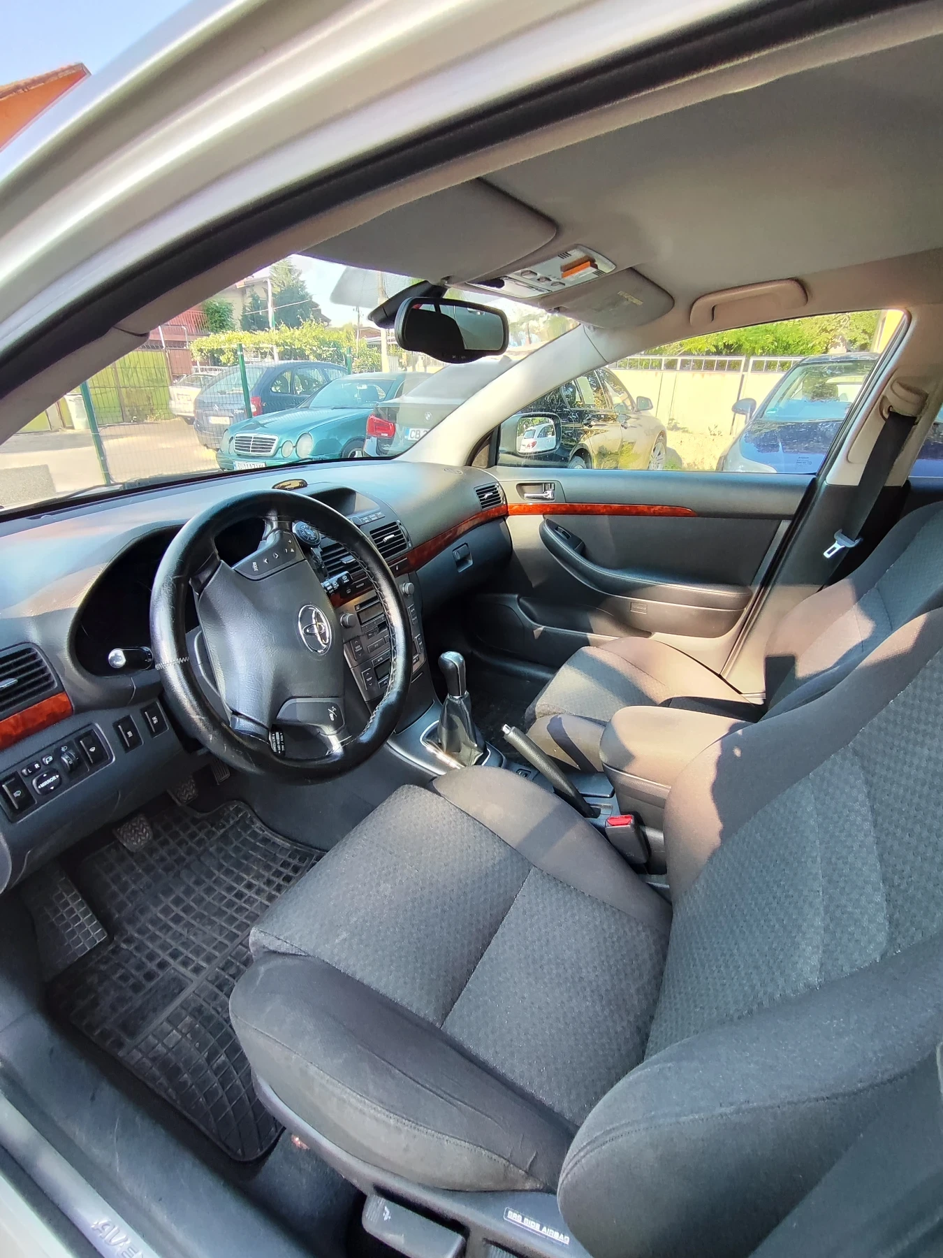 Toyota Avensis  - изображение 7