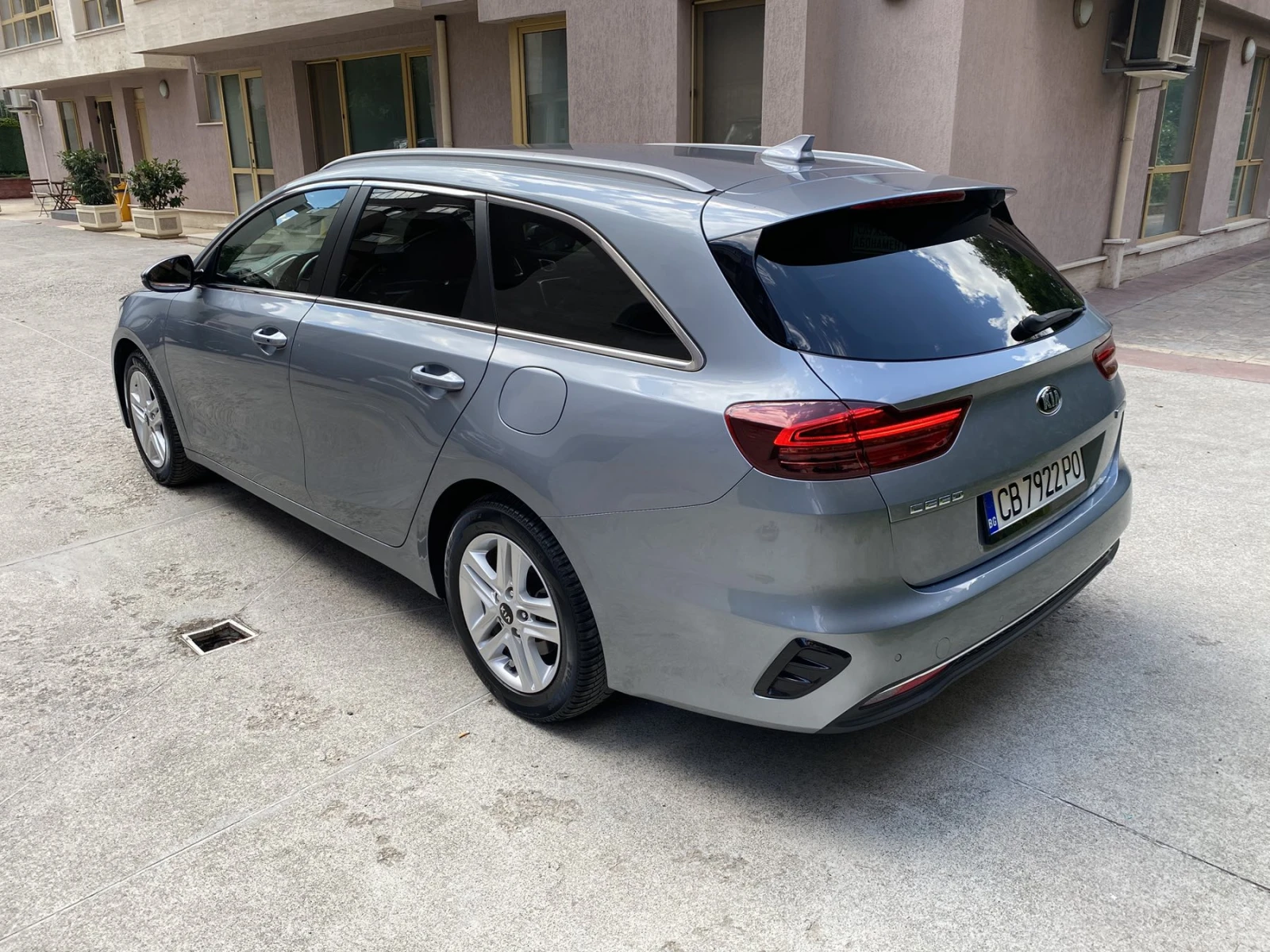 Kia Ceed 1.6 CRDi/MHEV/DCT7/Dynamic Plus Line  - изображение 7