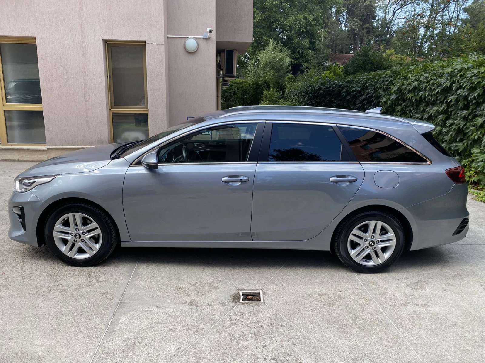 Kia Ceed 1.6 CRDi/MHEV/DCT7/Dynamic Plus Line  - изображение 8