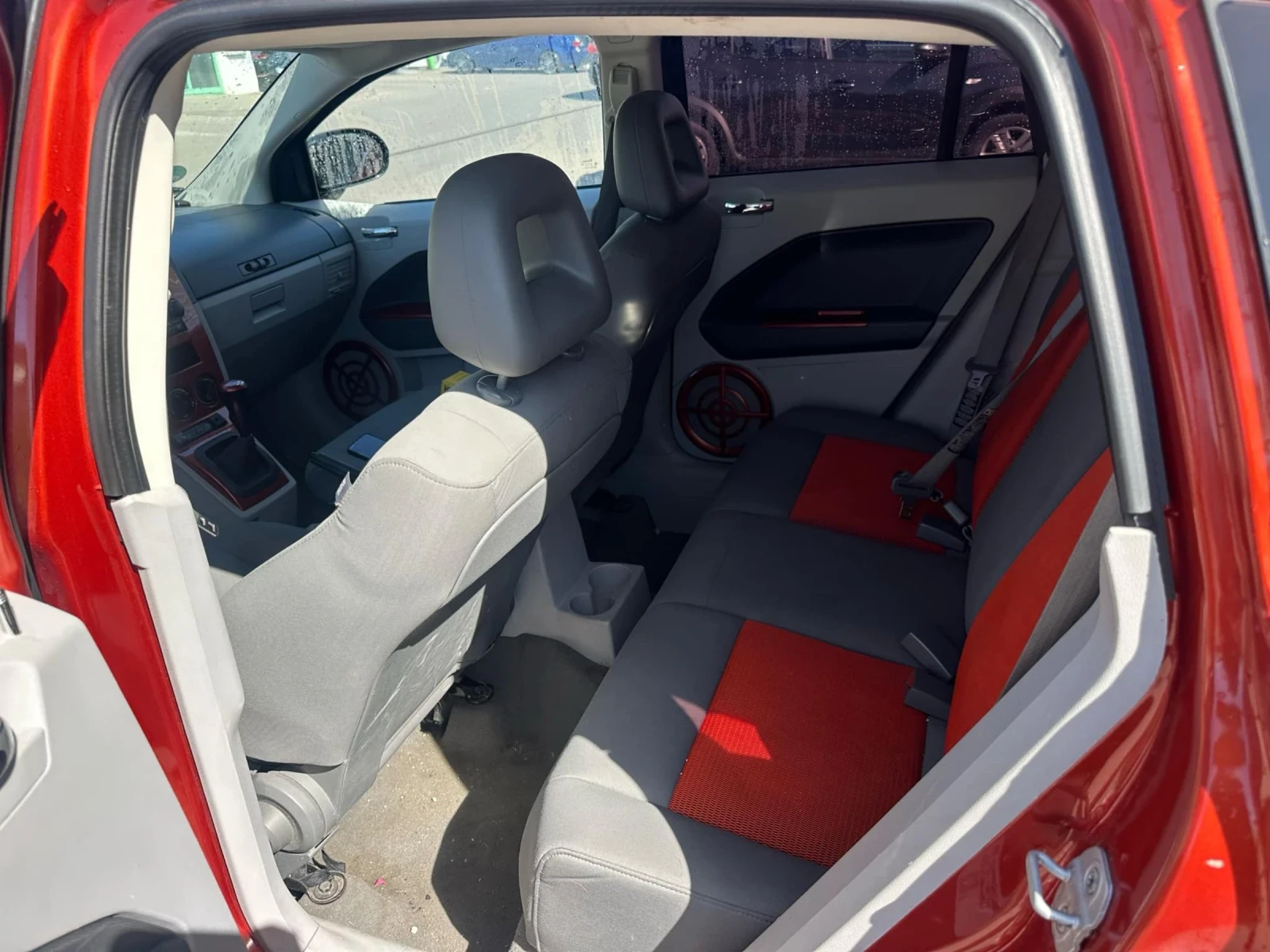 Dodge Caliber 2.4 GAS - изображение 7