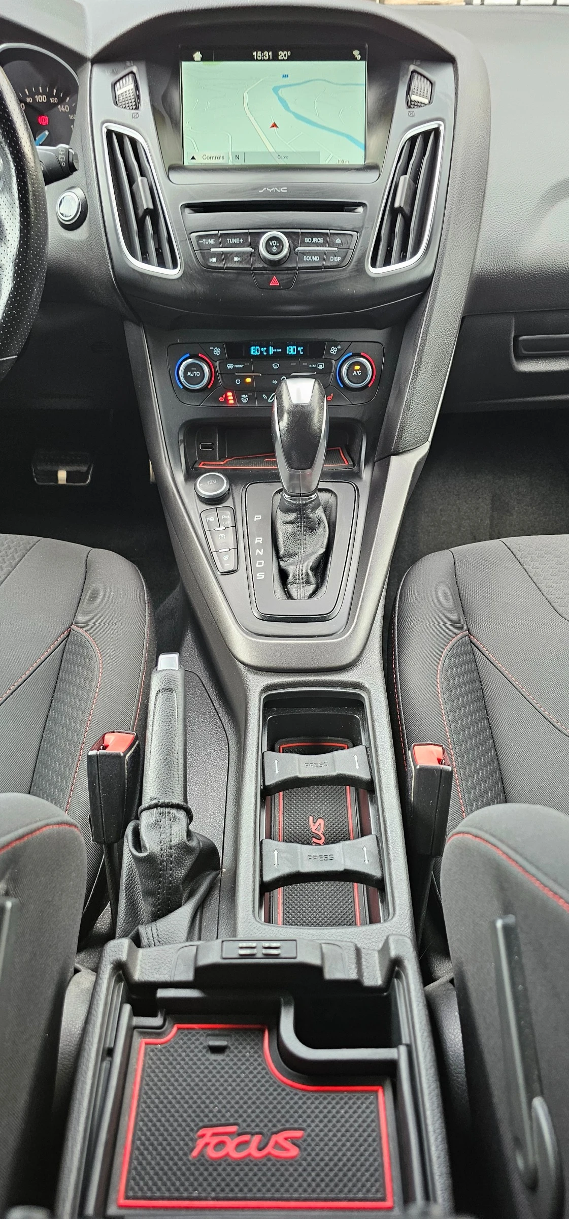 Ford Focus ST-Line 1.5 TDCI AUTOMAT  - изображение 10