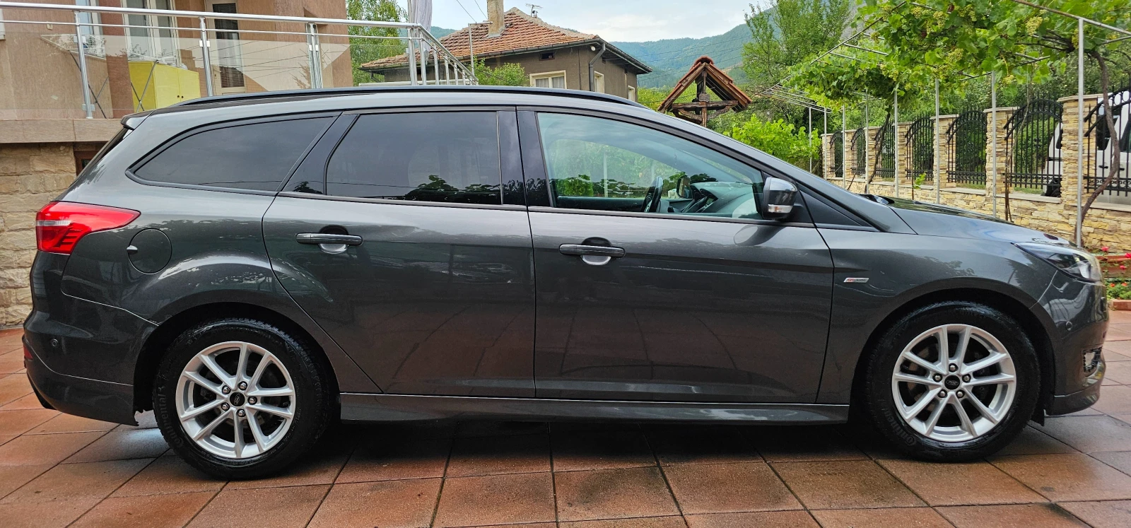 Ford Focus ST-Line 1.5 TDCI AUTOMAT  - изображение 4