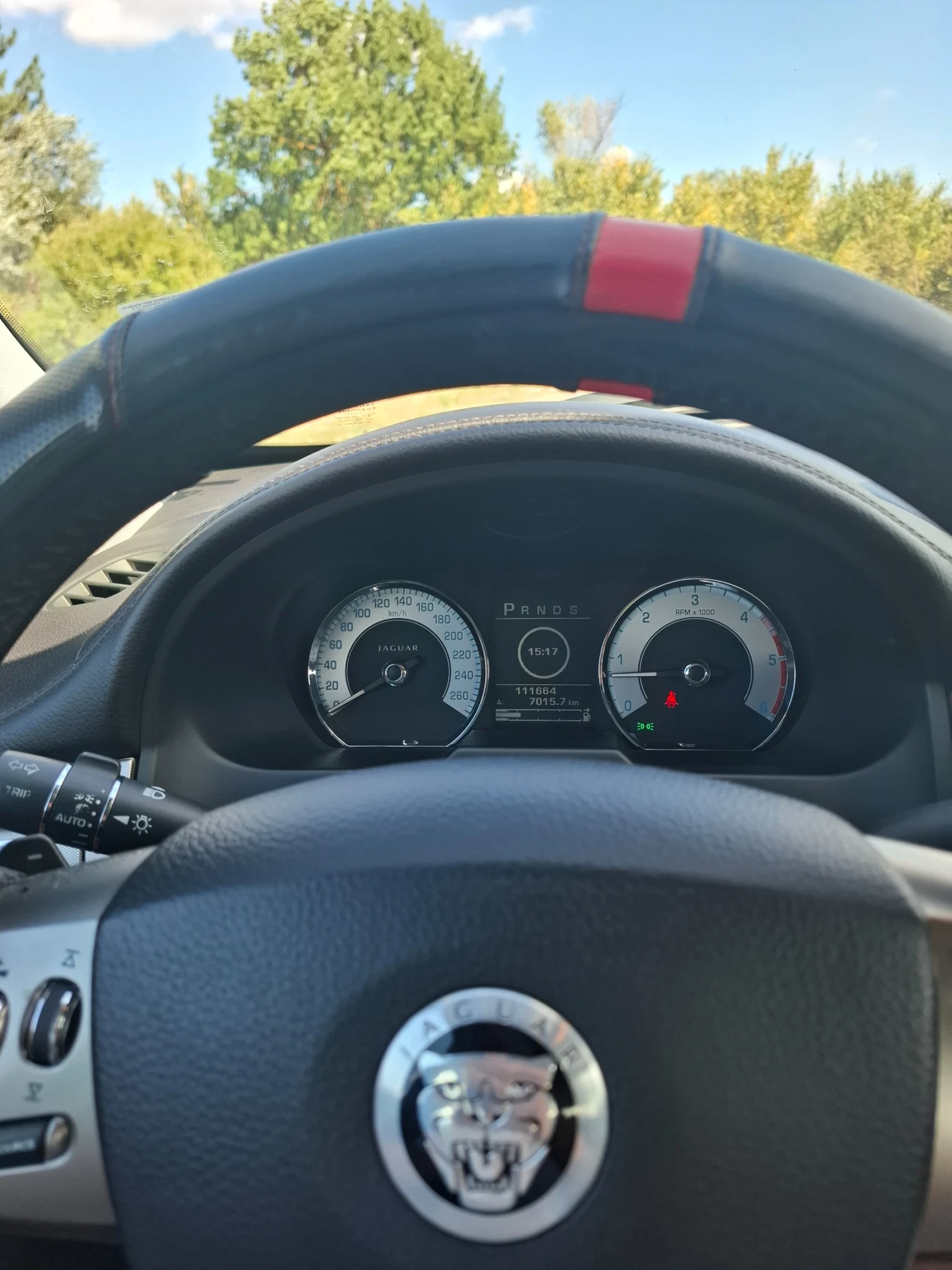 Jaguar Xf  - изображение 7