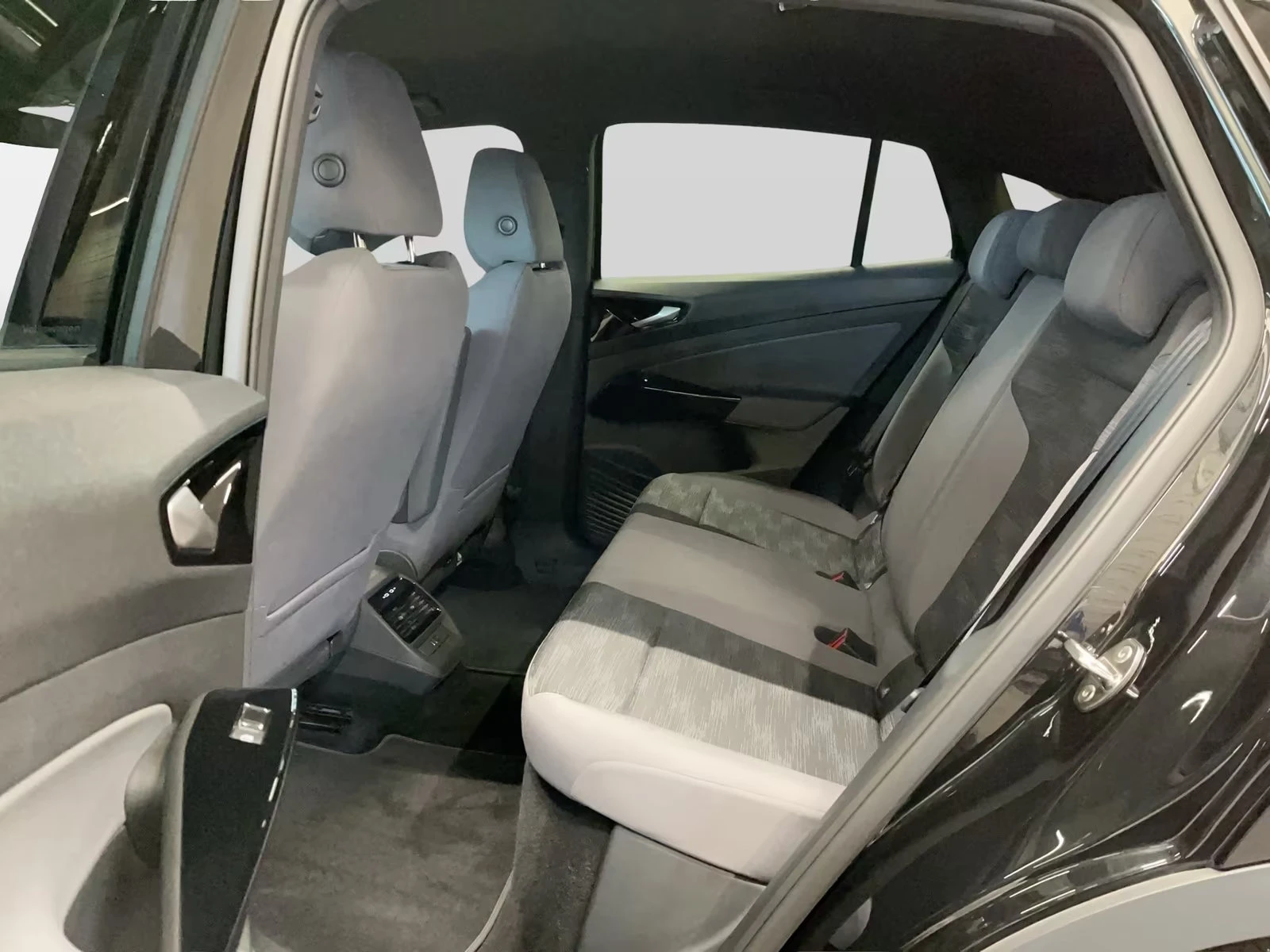 VW ID.5 PURE/170HP/NAVI/ACC/LED/L.ASSIST/AMBI/544g - изображение 8