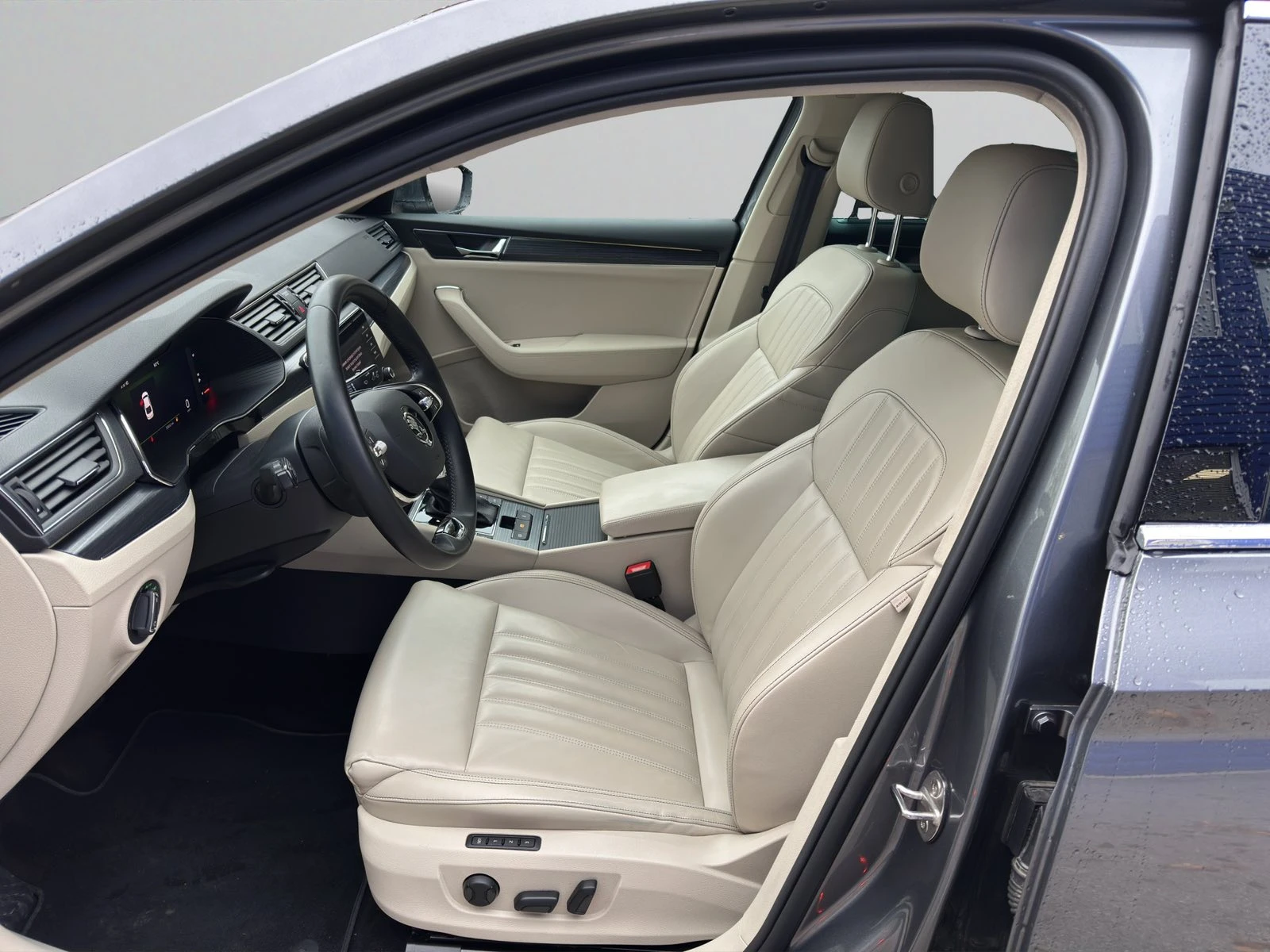 Skoda Superb 1.5 TSI - изображение 10