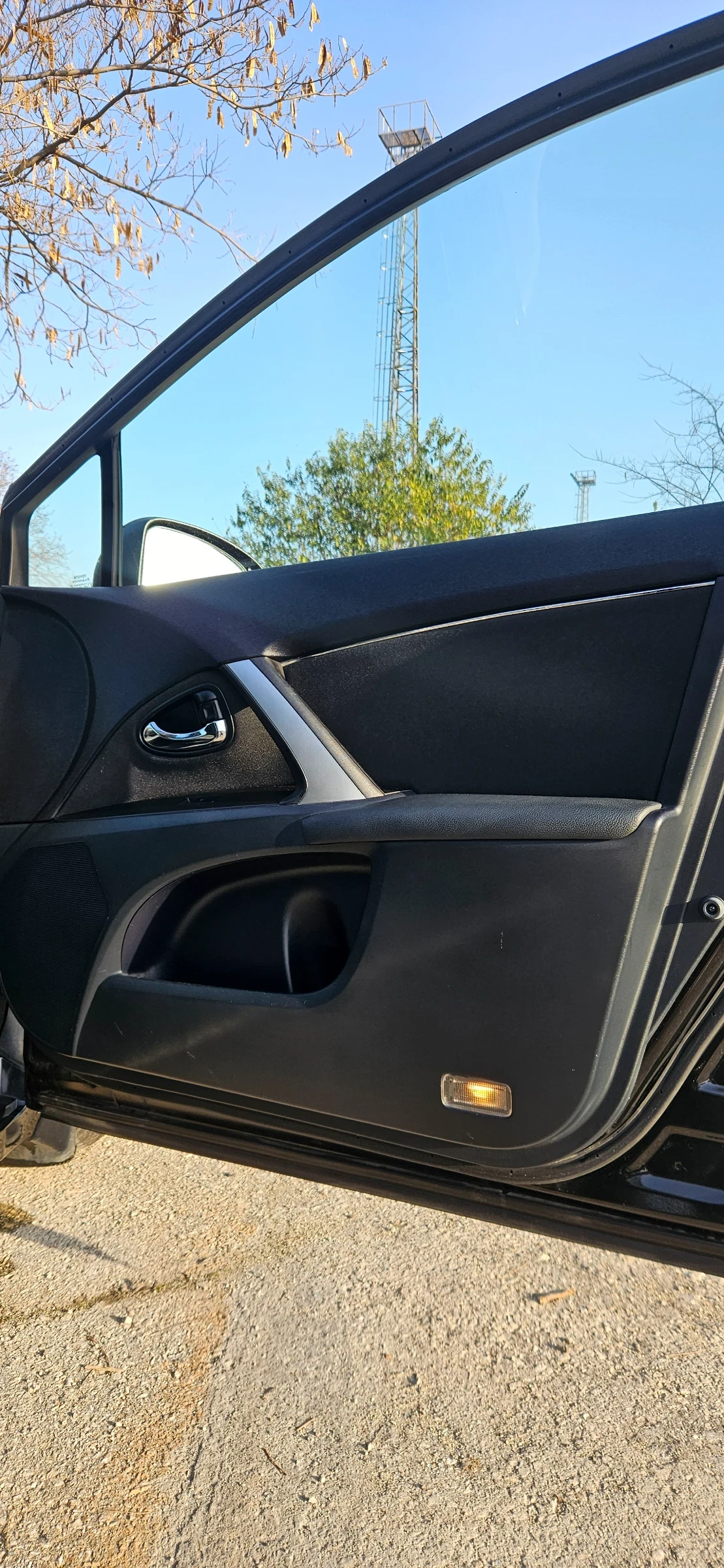 Toyota Avensis 2.0 D4D | Mobile.bg � ����������� 11