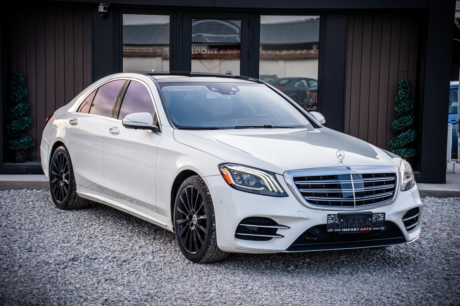 Mercedes-Benz S 560 AMG* 4-MATIC* LED, снимка 3 - Автомобили и джипове - 52504268