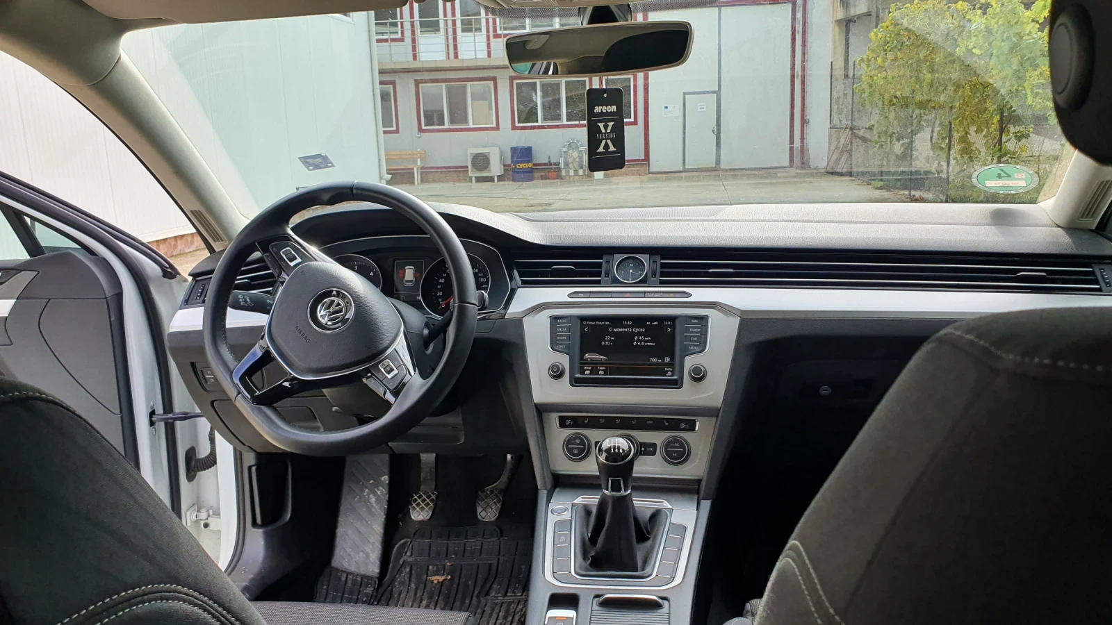 VW Passat 1.6  TDI | Mobile.bg � ����������� 9