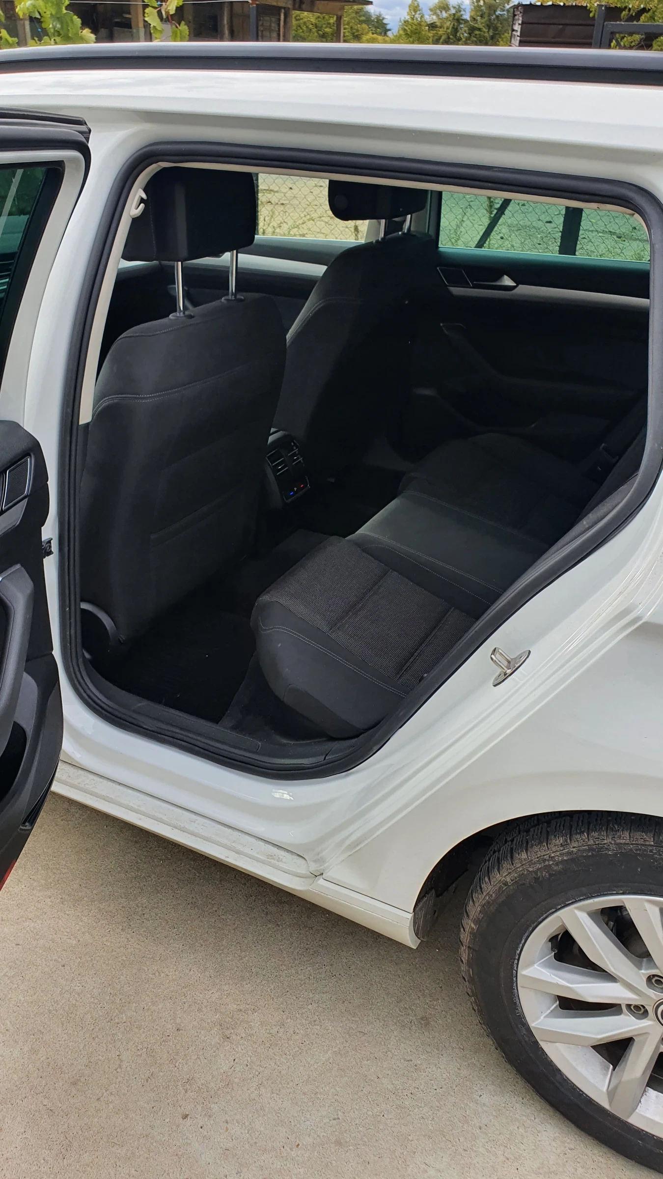 VW Passat 1.6  TDI | Mobile.bg � ����������� 14