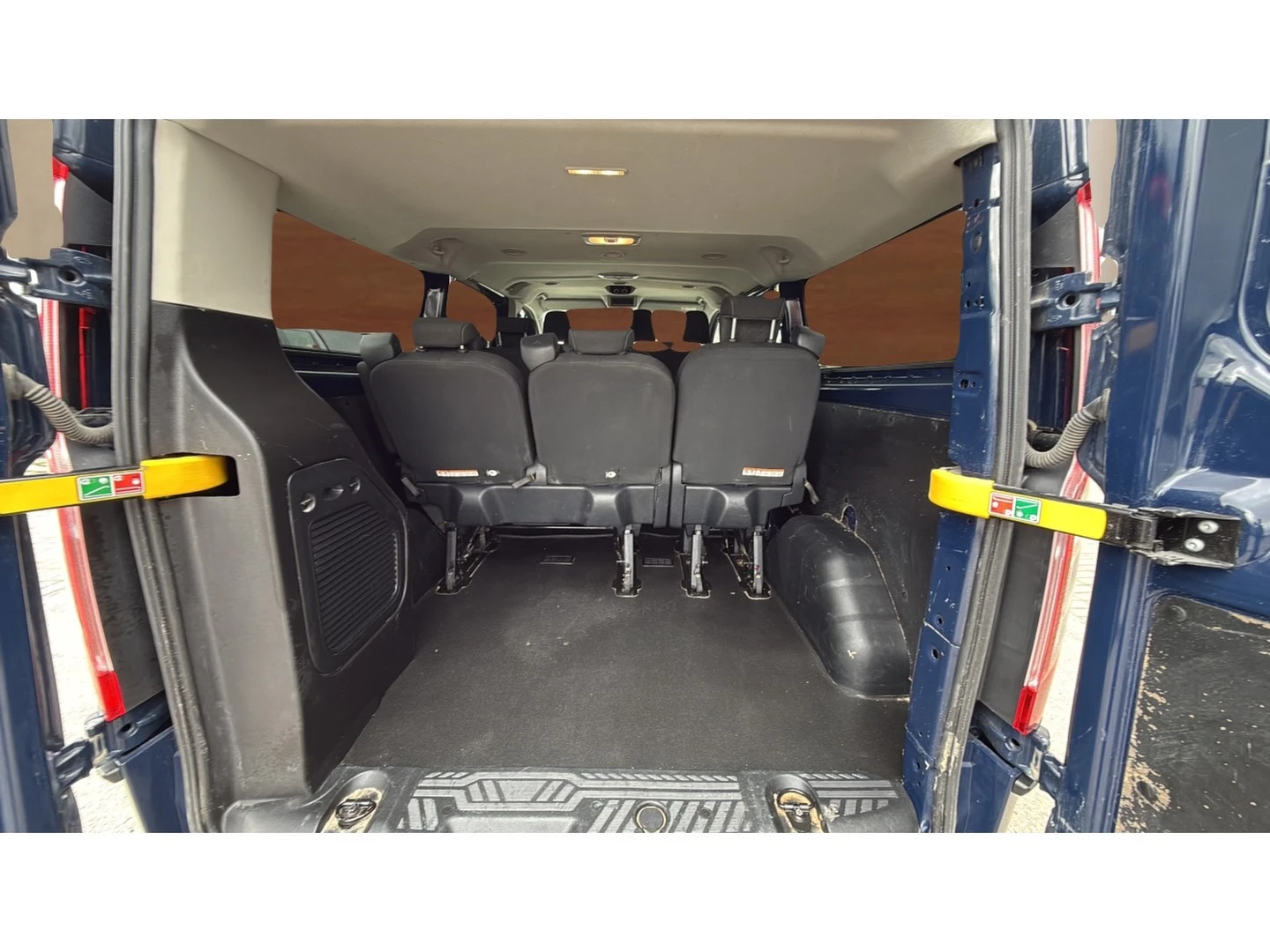 Ford Transit Custom 2.0 EcoBlue, снимка 9 - Автомобили и джипове - 54184805