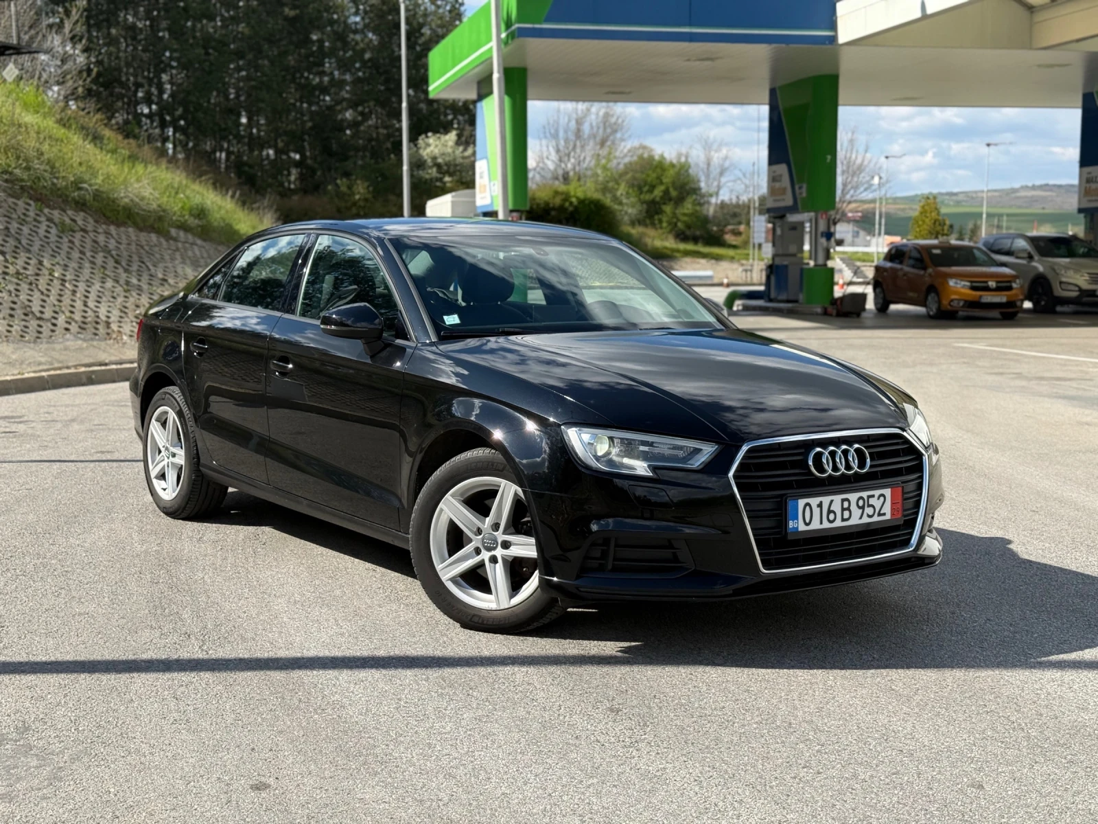 Audi A3 1.6 TDI/FACELIFT, снимка 5 - Автомобили и джипове - 54302594