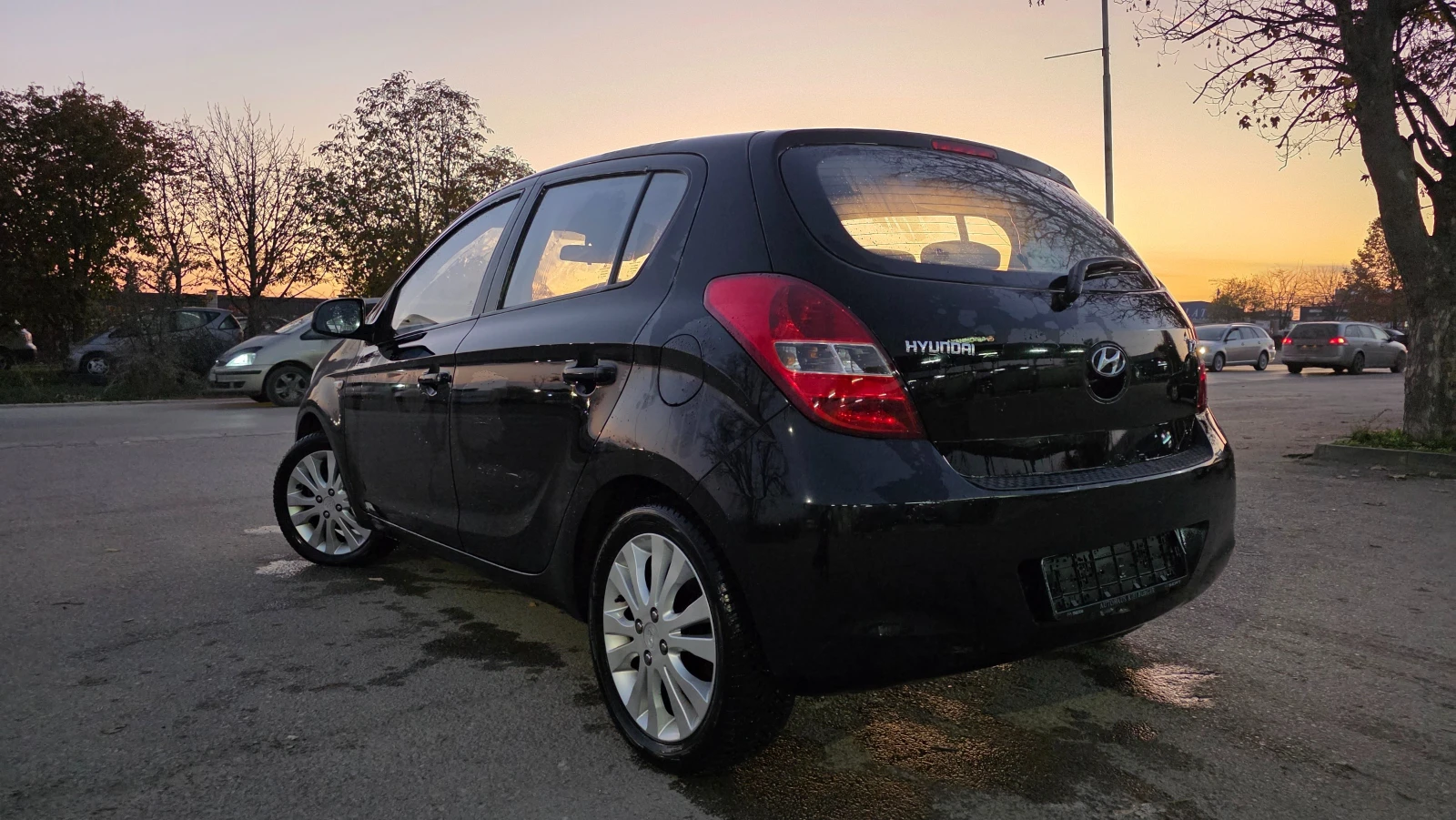 Hyundai I20 1.3i/80hp-АГУ, снимка 4 - Автомобили и джипове - 54392599