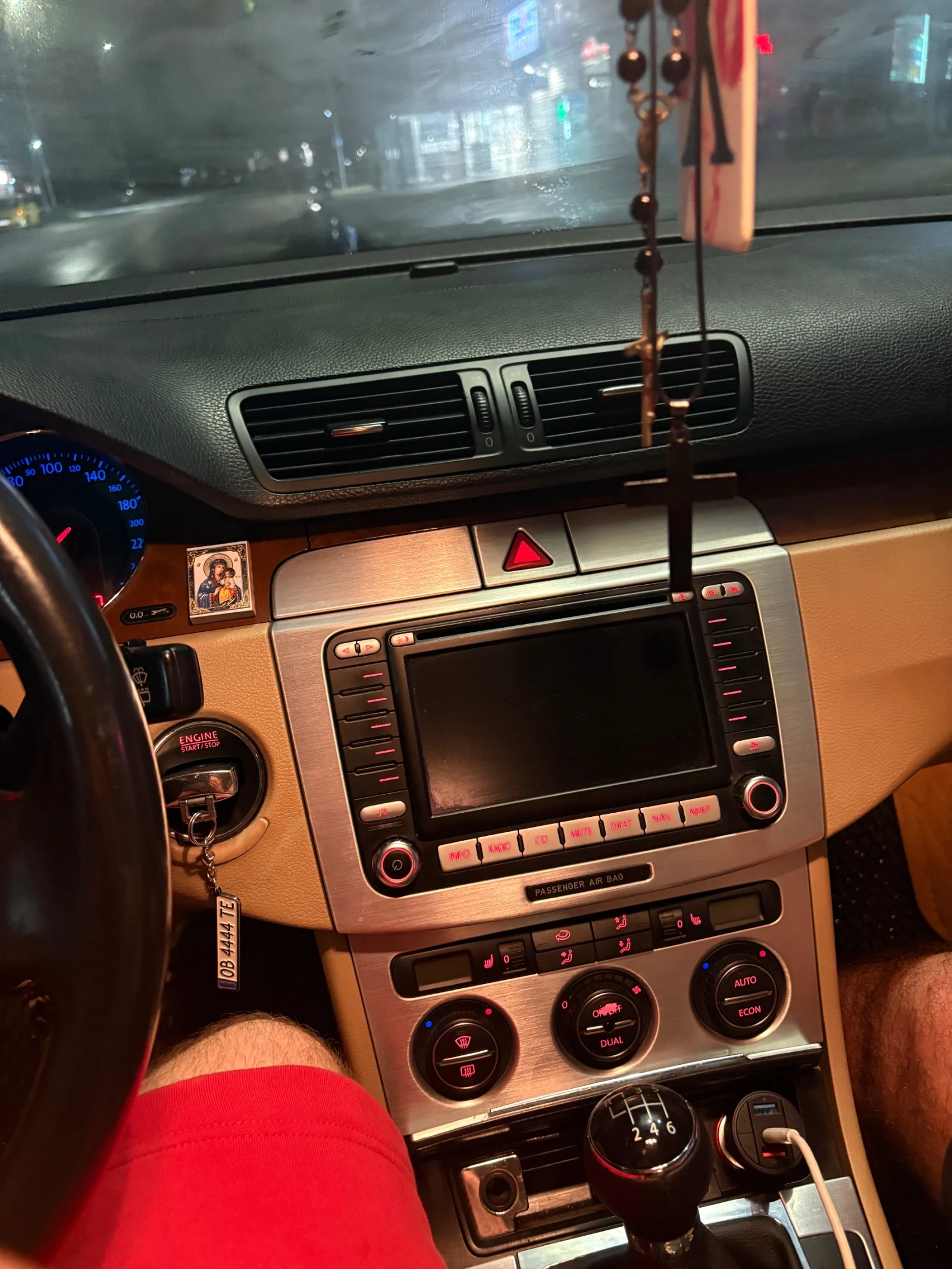 VW Passat, снимка 16 - Автомобили и джипове - 54664167