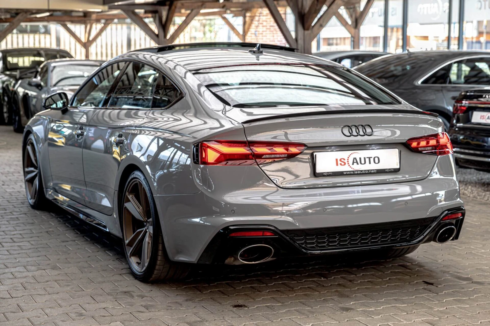 Audi Rs5 2.9TFSI/Nardo/Distronic/Алкантар/PDC/F1/Laser/Spor, снимка 5 - Автомобили и джипове - 54683374