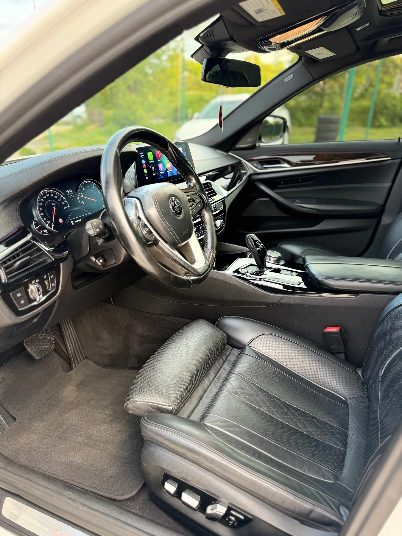 BMW 540 I M-Packet Вакуум Масажи Обдухване 360 камери, снимка 7 - Автомобили и джипове - 54740154
