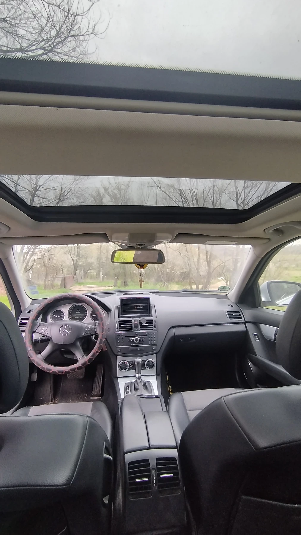 Mercedes-Benz C 220, снимка 7 - Автомобили и джипове - 54754483