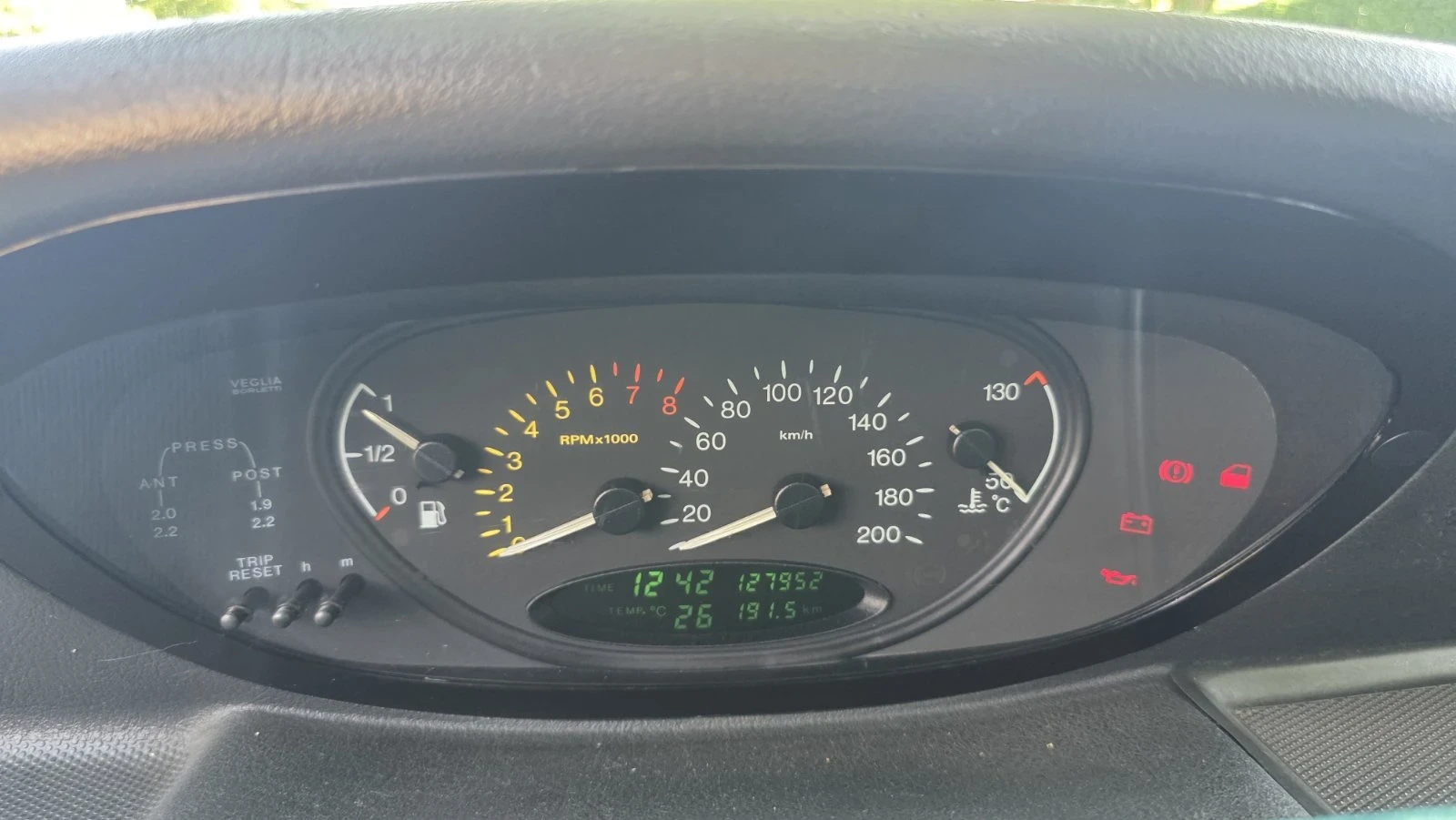 Lancia Y 1.4 газ, снимка 12 - Автомобили и джипове - 55275027
