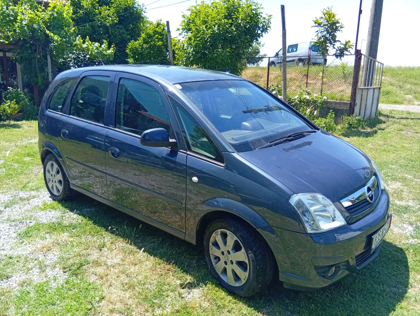 Opel Meriva Автомат - Клима -Бензин, снимка 10 - Автомобили и джипове - 55823239