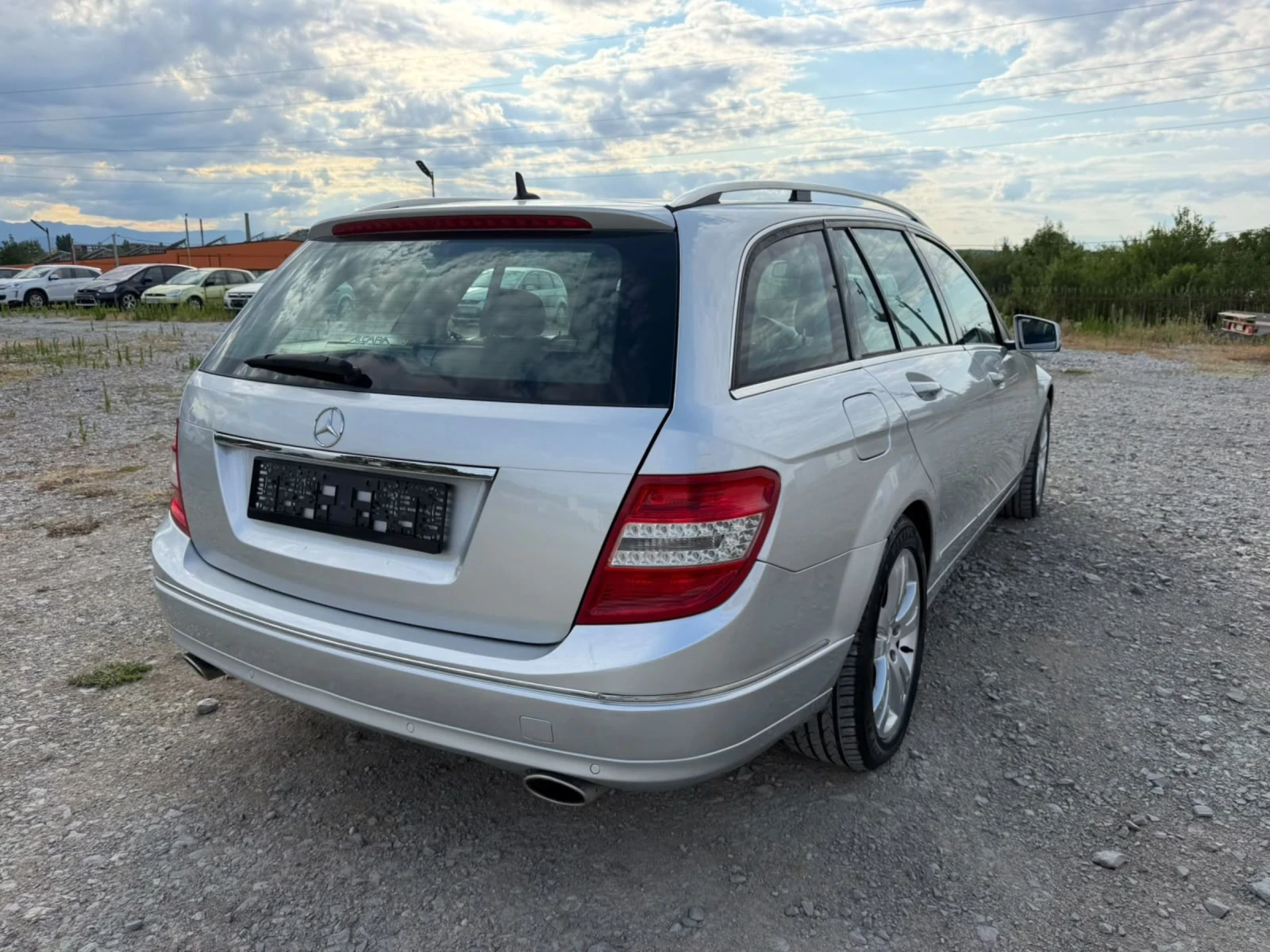 Mercedes-Benz C 350 AVANTGARDE+ ПАНОРАМА + ГАЗ, снимка 7 - Автомобили и джипове - 55397749