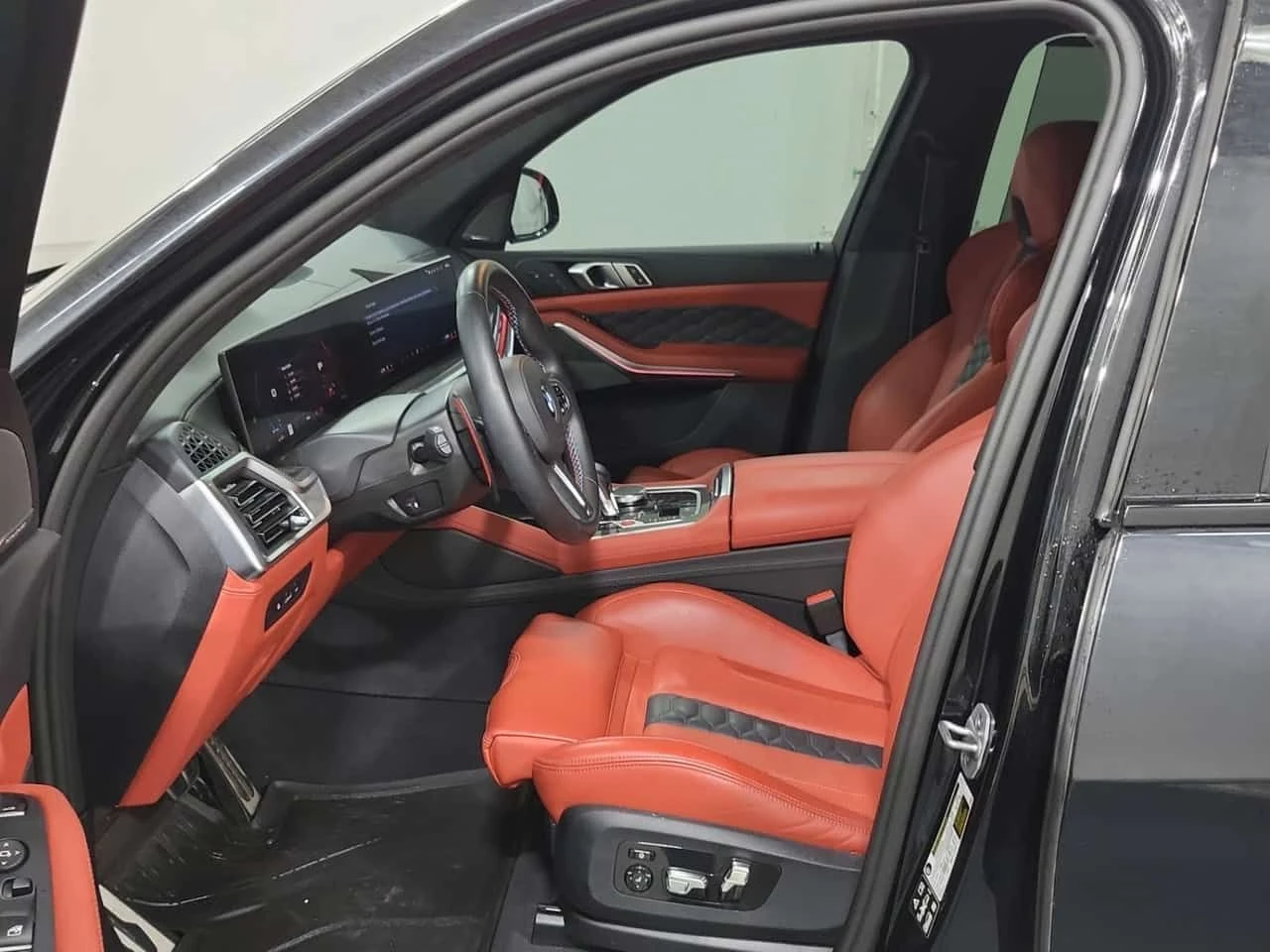 BMW X5M * COMPETITION * CARFAX * БЕЗ ПЪРВОНАЧАЛНА ВНОСКА, снимка 5 - Автомобили и джипове - 55642284