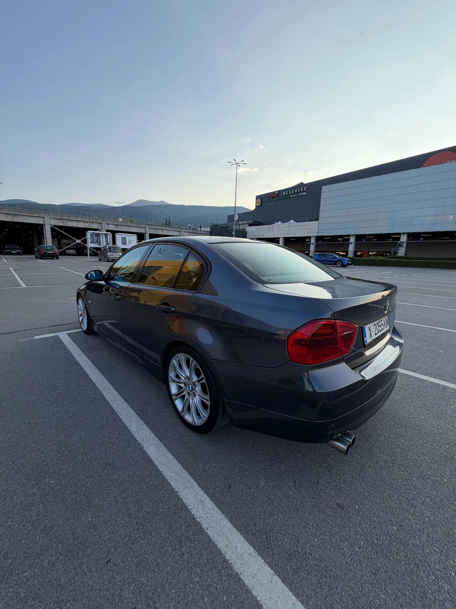 BMW 320, снимка 7 - Автомобили и джипове - 55755245