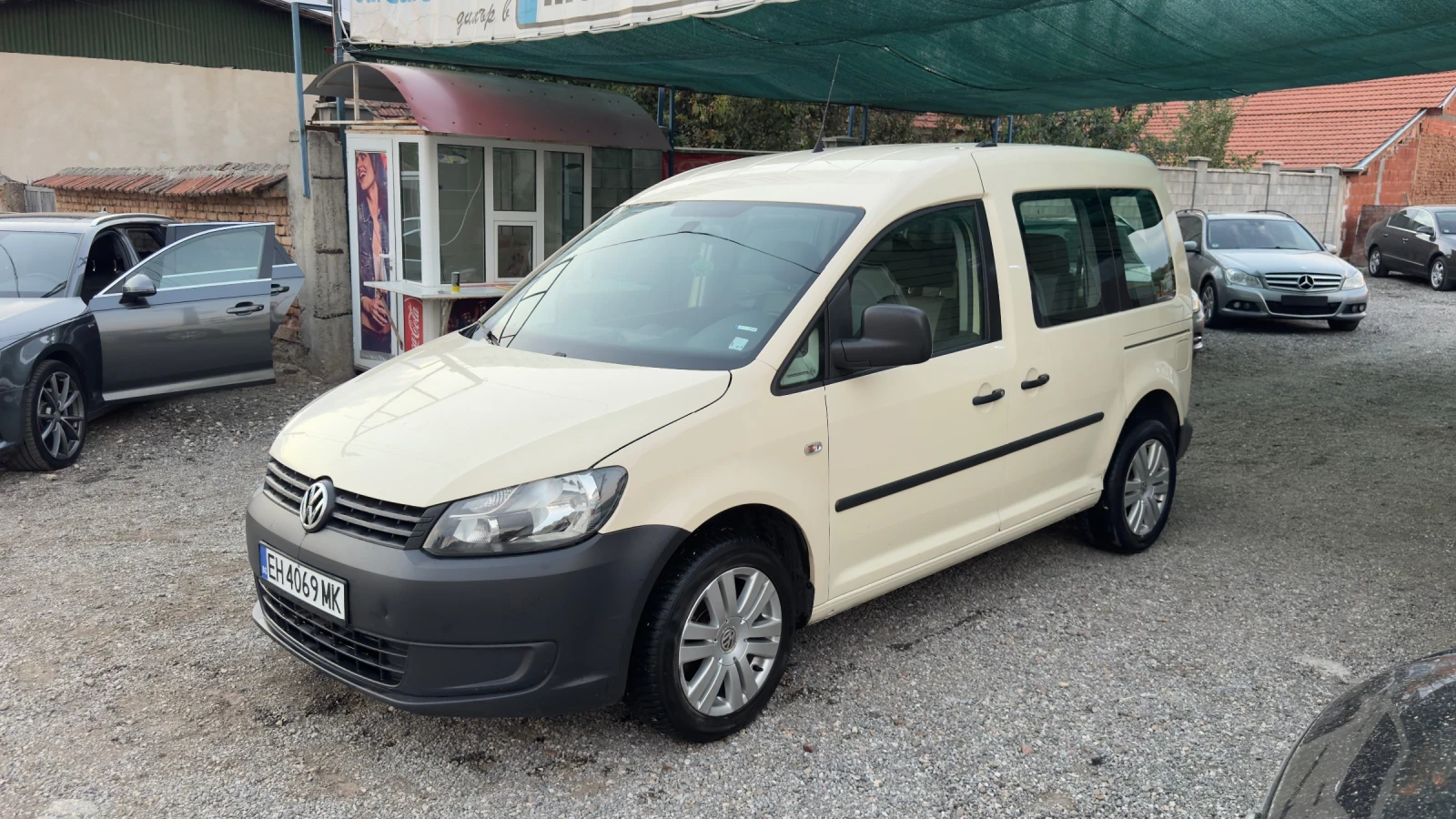 VW Caddy 4+ 1 DSG АВТОМАТИК, снимка 2 - Автомобили и джипове - 55825071