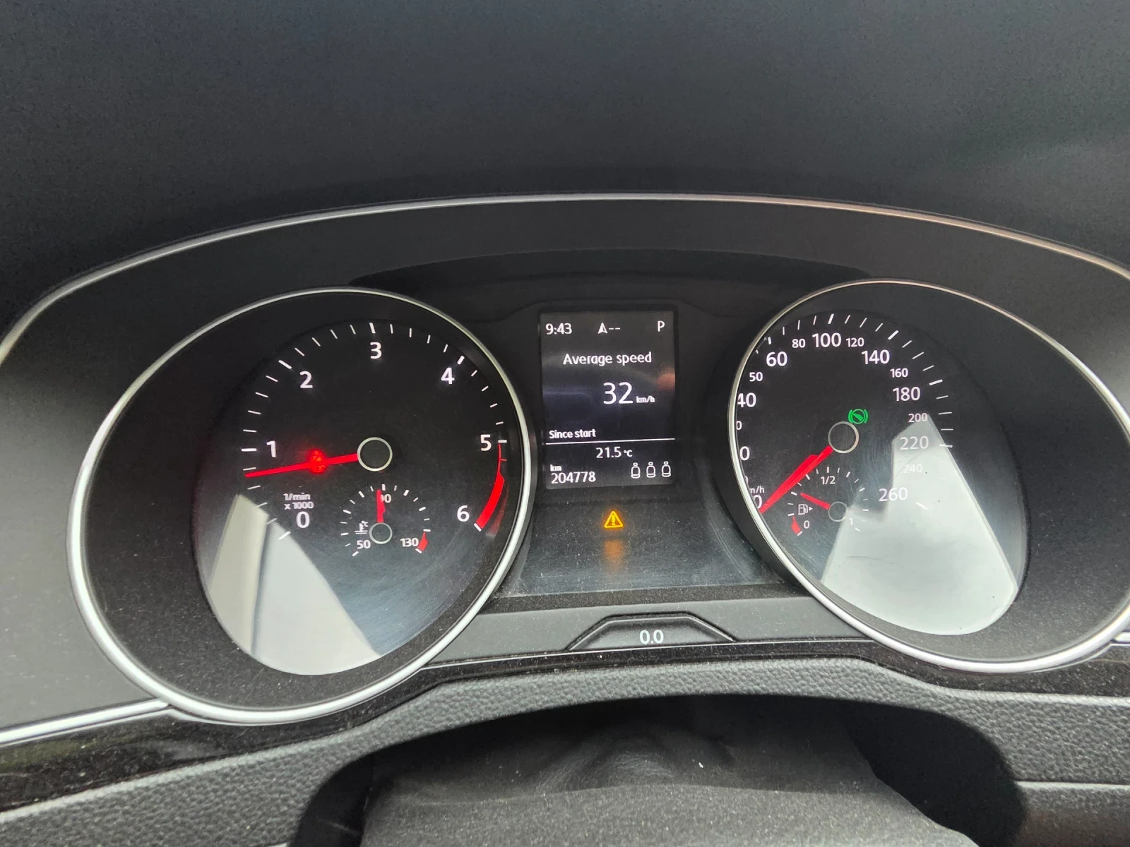 VW Passat, снимка 5 - Автомобили и джипове - 55901333