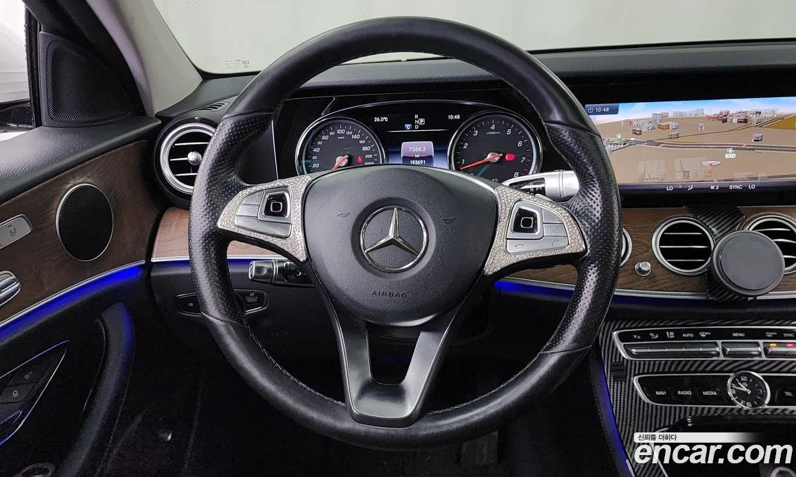 Mercedes-Benz E 300 E300 4MATIC Exclusive Standard, снимка 13 - Автомобили и джипове - 56122914