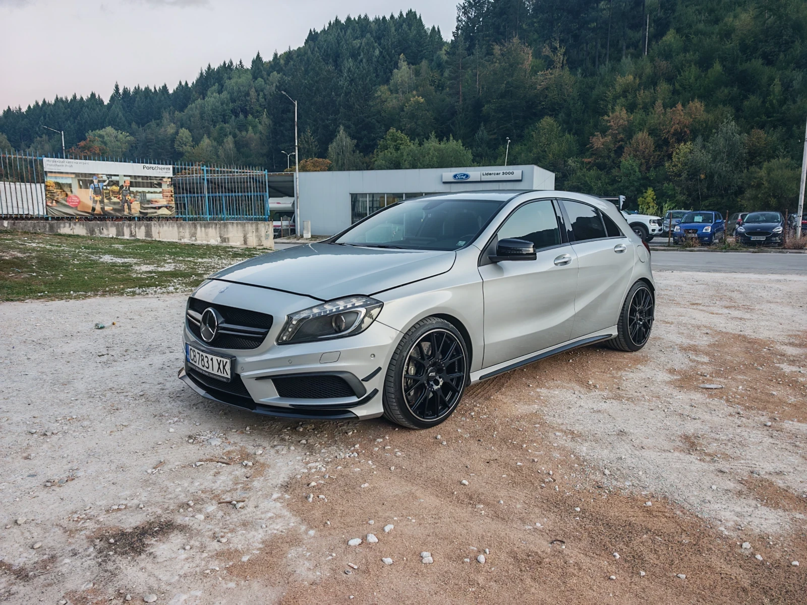 Mercedes-Benz A45 AMG
