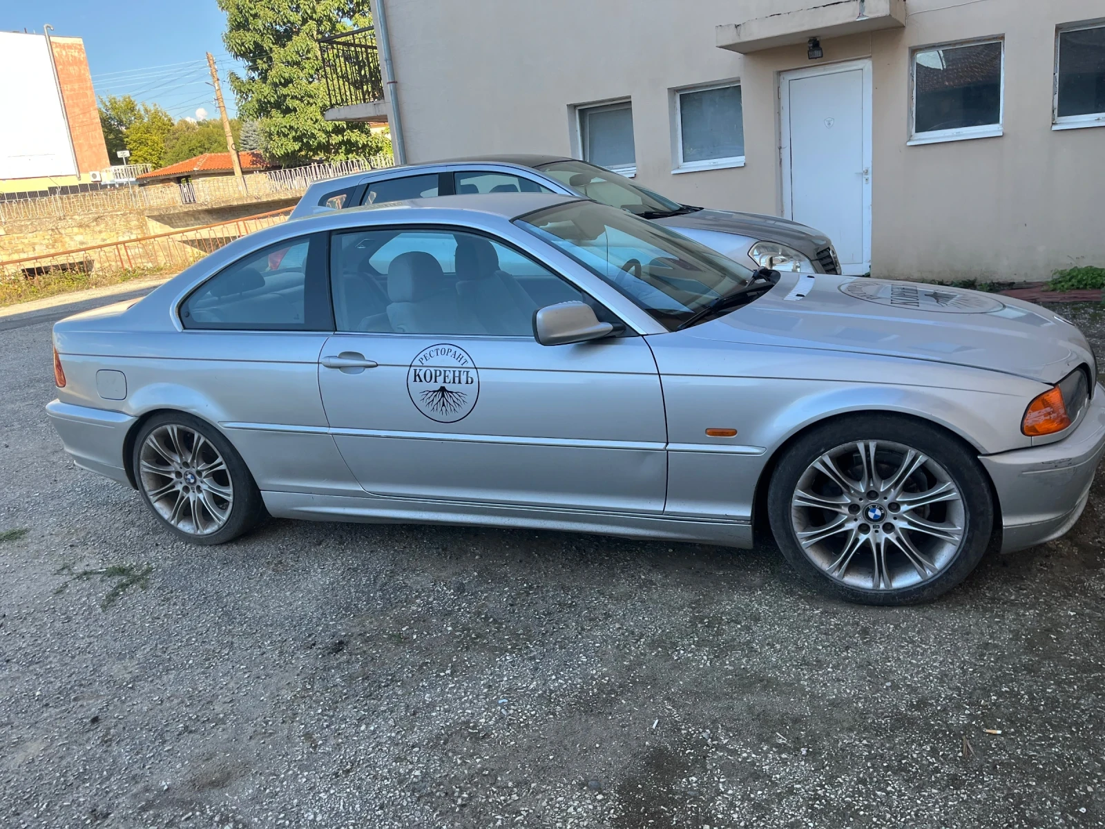 BMW 320
