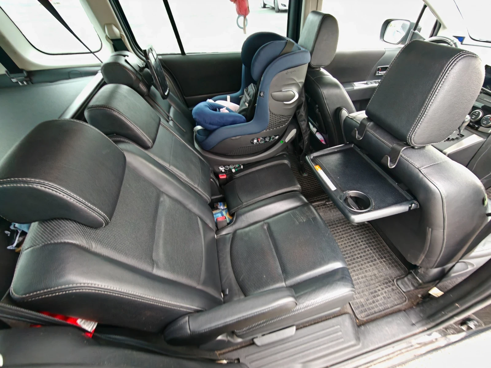 Mazda 5 Фейслифт, снимка 13 - Автомобили и джипове - 56709046