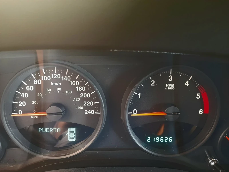 Jeep Compass, снимка 8 - Автомобили и джипове - 50244876