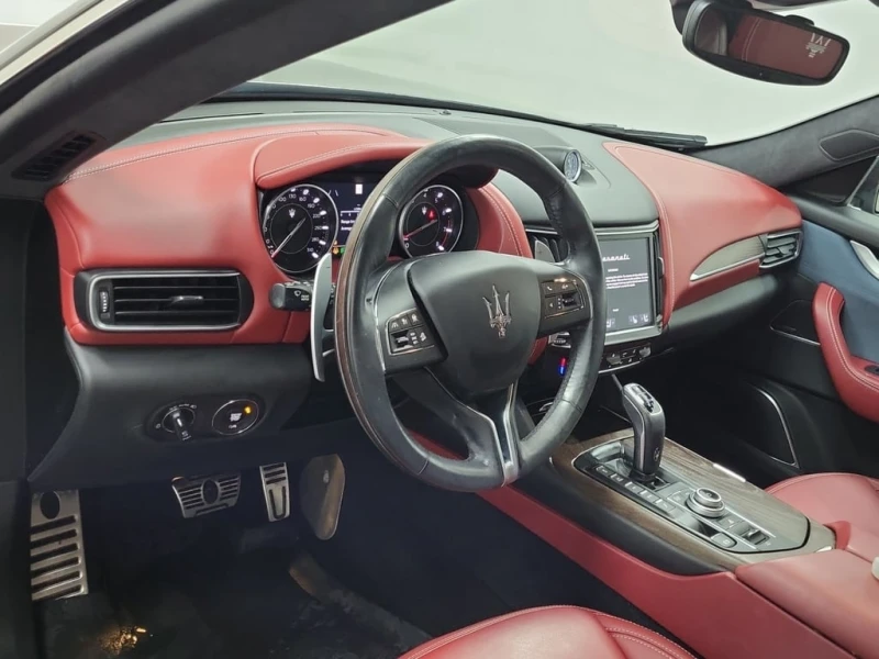 Maserati Levante * GRANLUSSO * CARFAX * ЦЕНА ДО БГ, снимка 9 - Автомобили и джипове - 52991815