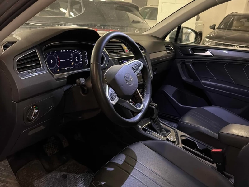 VW Tiguan * Comfortline * CARFAX * ЦЕНА ДО БГ, снимка 7 - Автомобили и джипове - 53285243