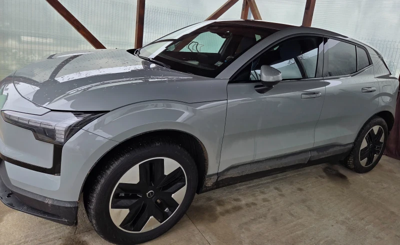 Volvo EX30 SUV Core E40 Single AT1 RWD, снимка 5 - Автомобили и джипове - 53432594