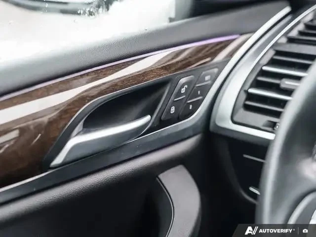 BMW X3 * xDrive30i * ПОДГРЕВИ * ПАНОРАМА * CARFAX * , снимка 17 - Автомобили и джипове - 53368811